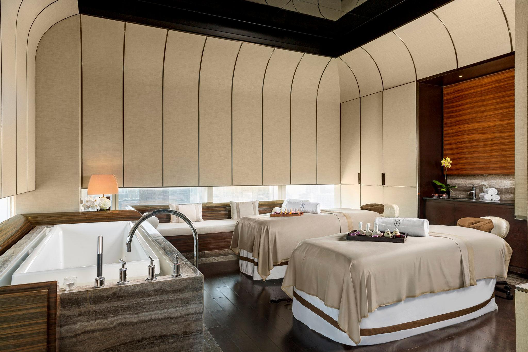 Regent Shanghai Pudong - Complimentary First Round Minibar Per Stay - Including A Bottle Of Wine Экстерьер фото